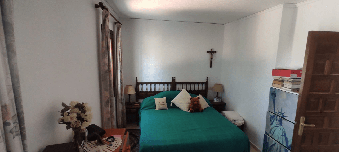 Chalet en venta de 3 dormitorios en Denia, Alicante