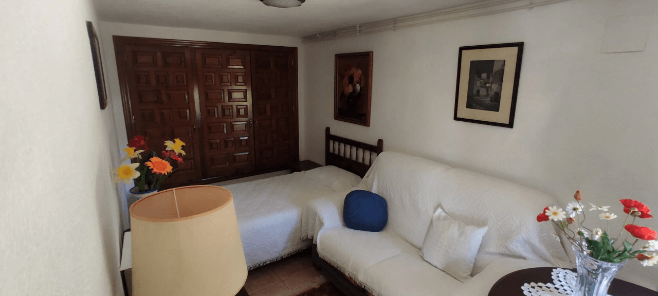 Chalet en venta de 3 dormitorios en Denia, Alicante