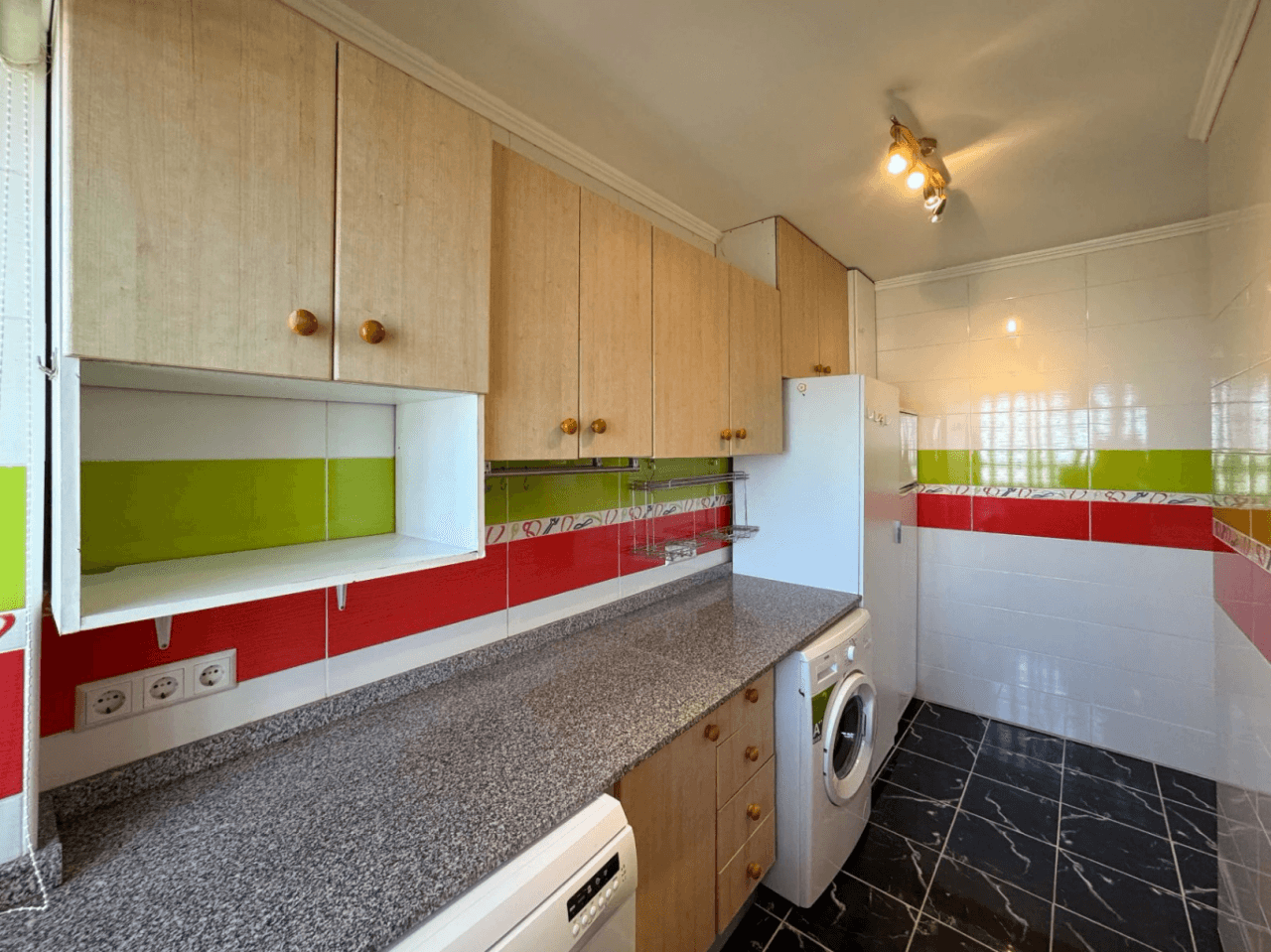 APARTAMENTO FRENTE AL MAR