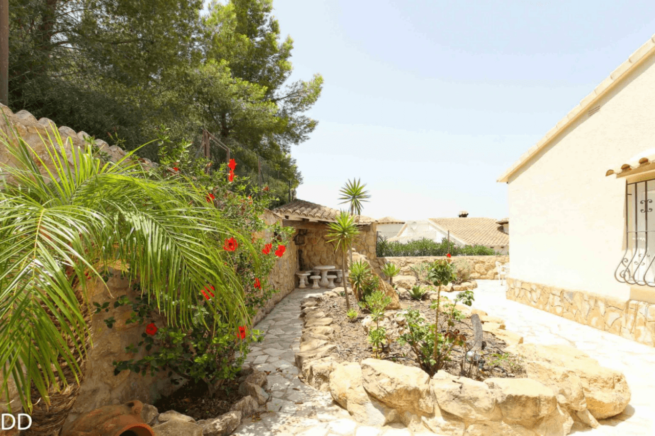 VILLA CON VISTAS PANORAMICAS AL MAR