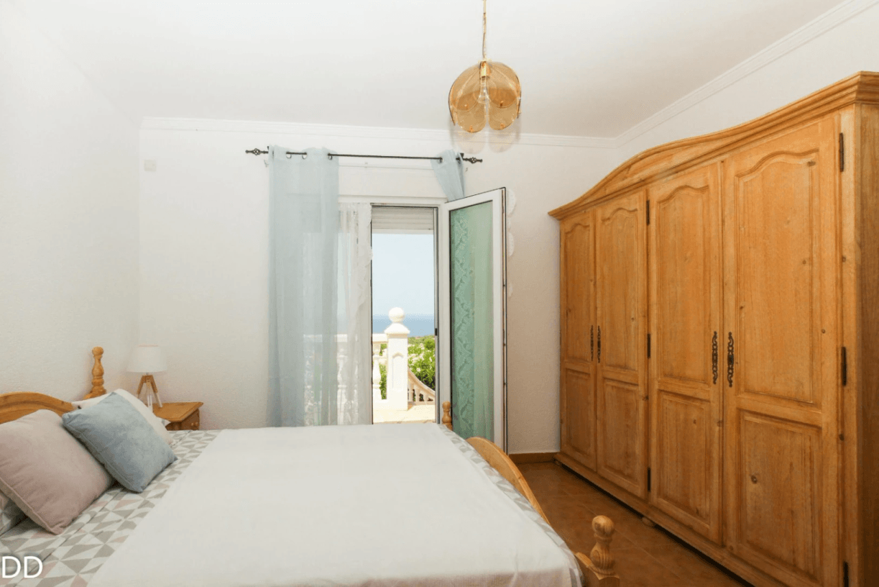 VILLA CON VISTAS PANORAMICAS AL MAR
