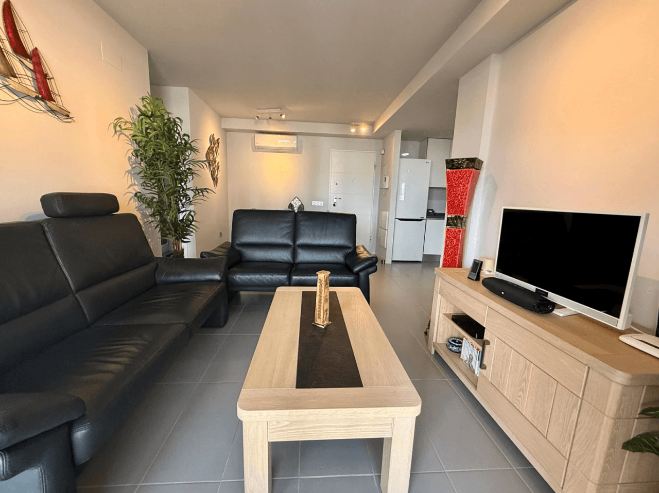 Espectacular apartamento en Denia con vistas abiertas, situado a 120m de la playa y 850m de la ciudad