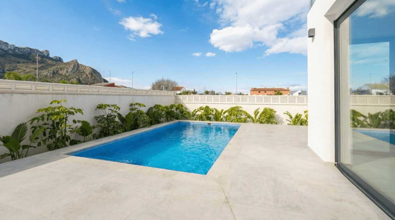 Moderna villa de nueva construcción en Vergel