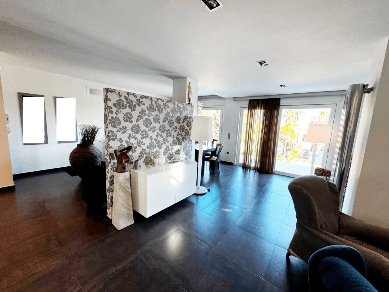 Venta de chalet moderno en venta en El Montgó, Denia