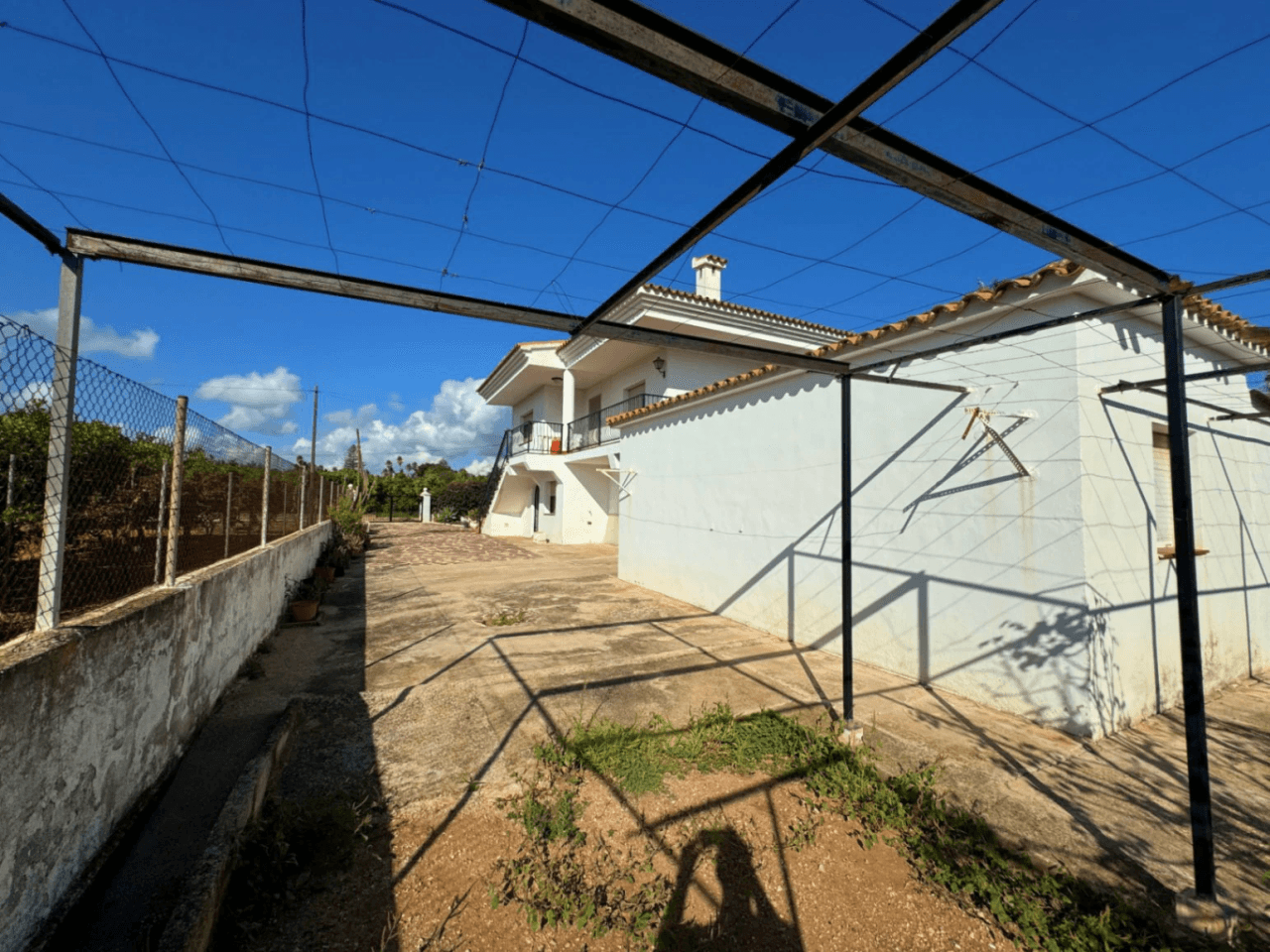 Chalet rustico en venta en Denia