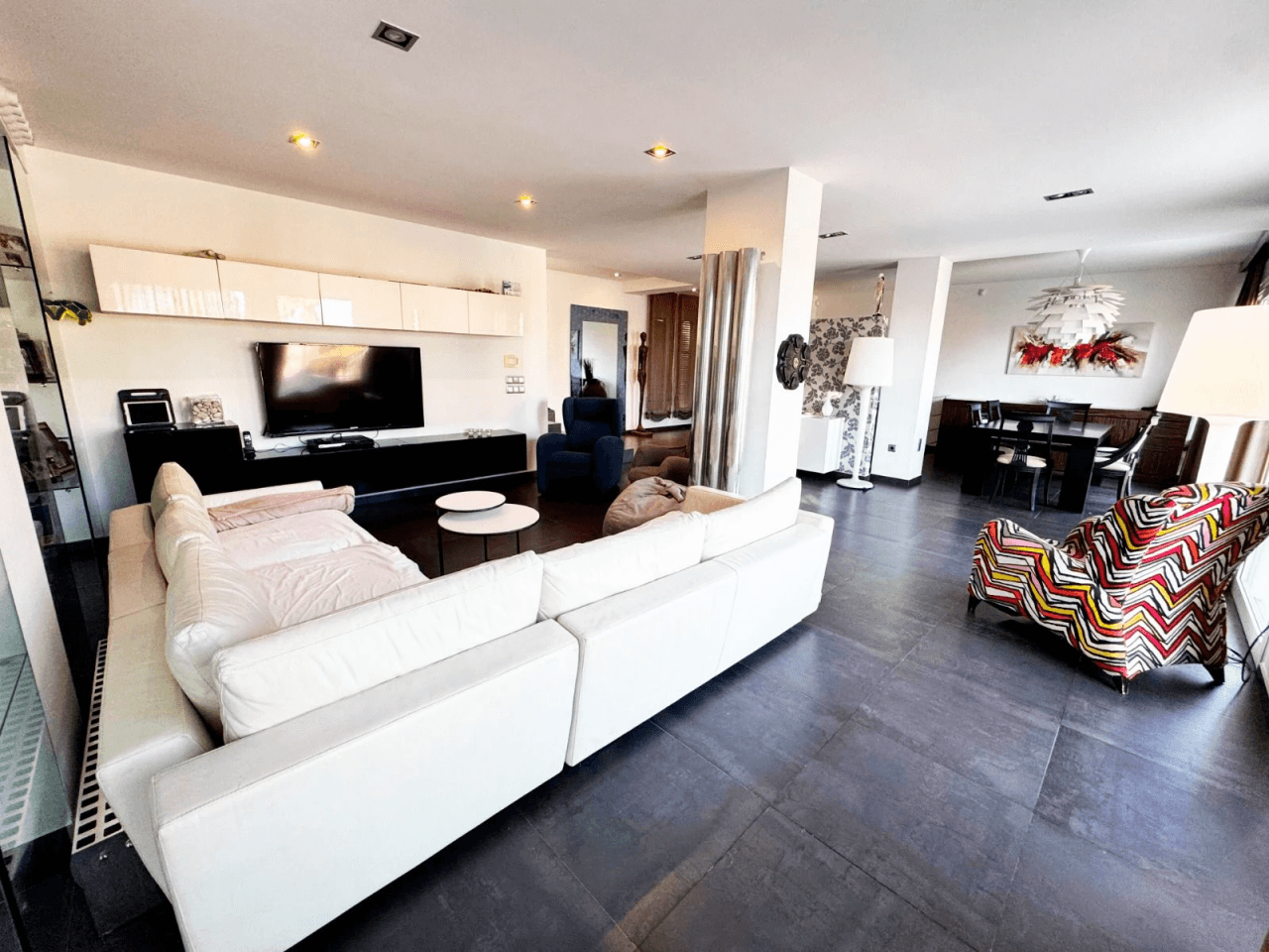 Venta de chalet moderno en venta en El Montgó, Denia
