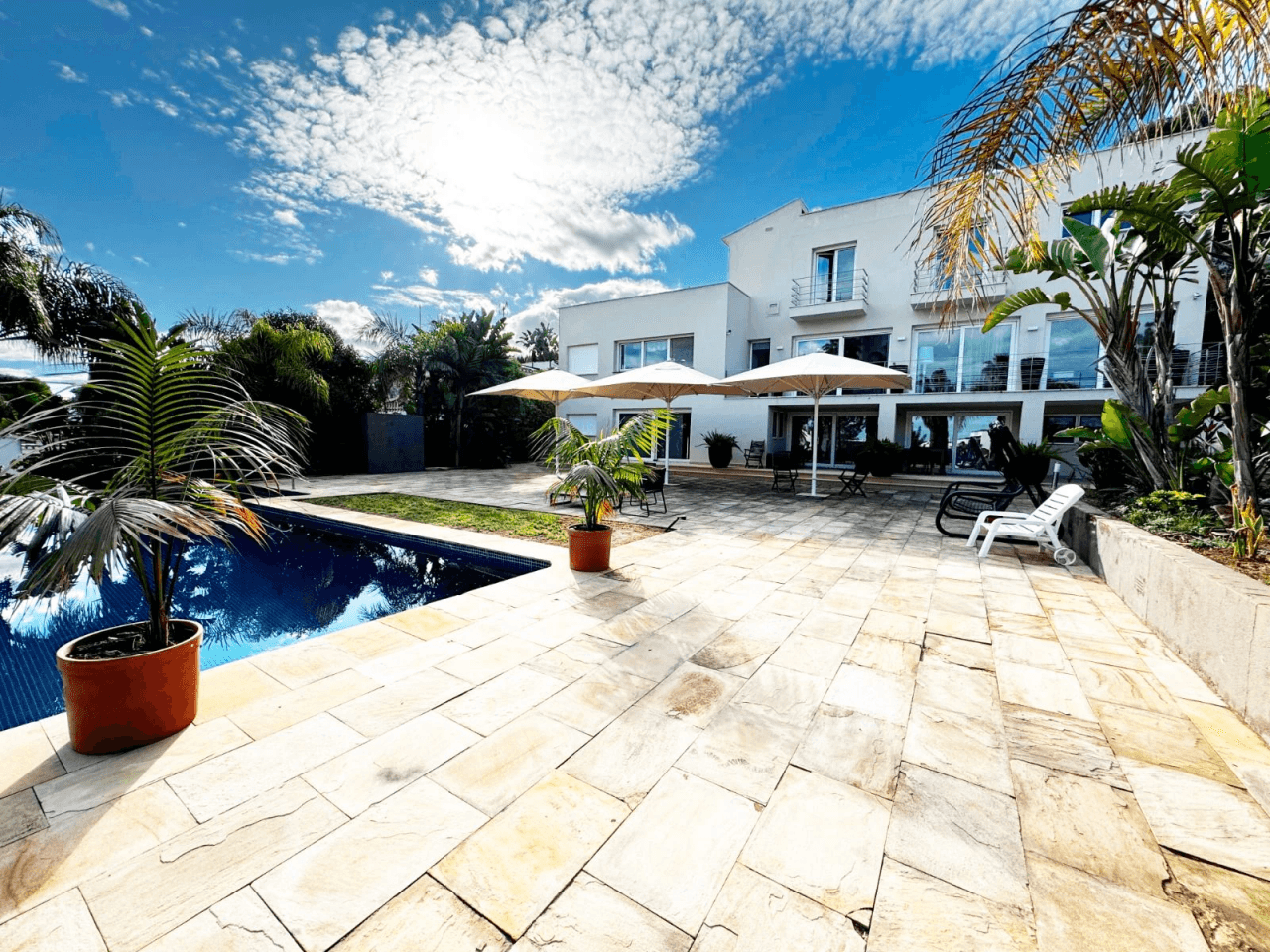 Venta de chalet moderno en venta en El Montgó, Denia