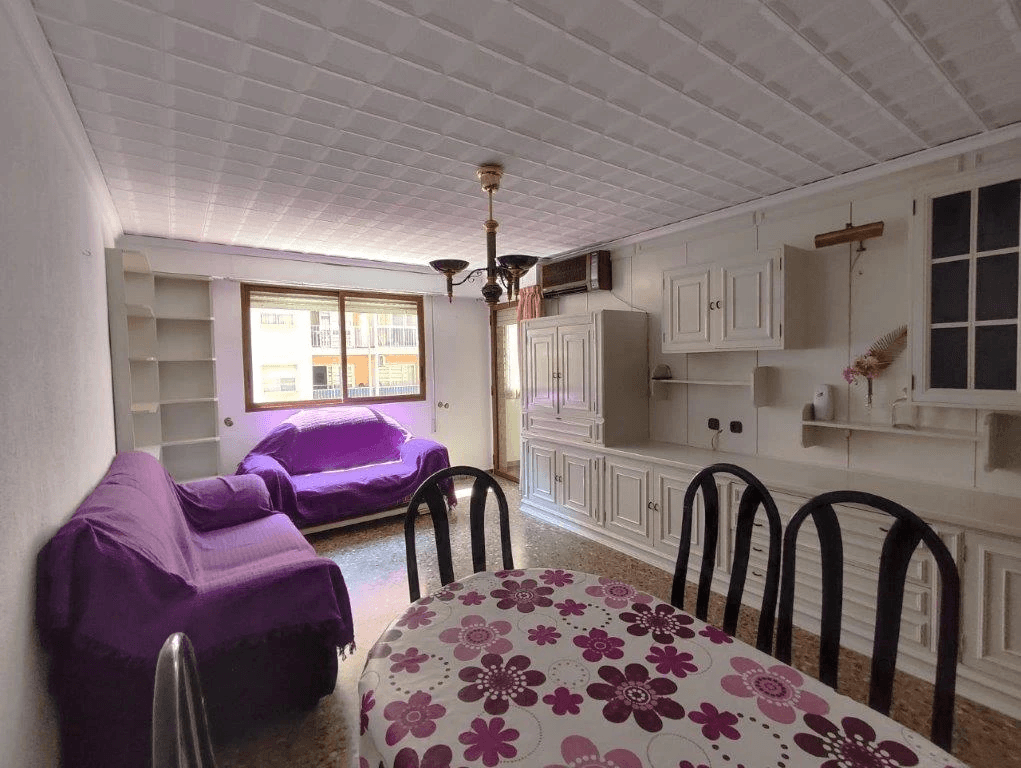 Amplia y céntrica vivienda en Denia