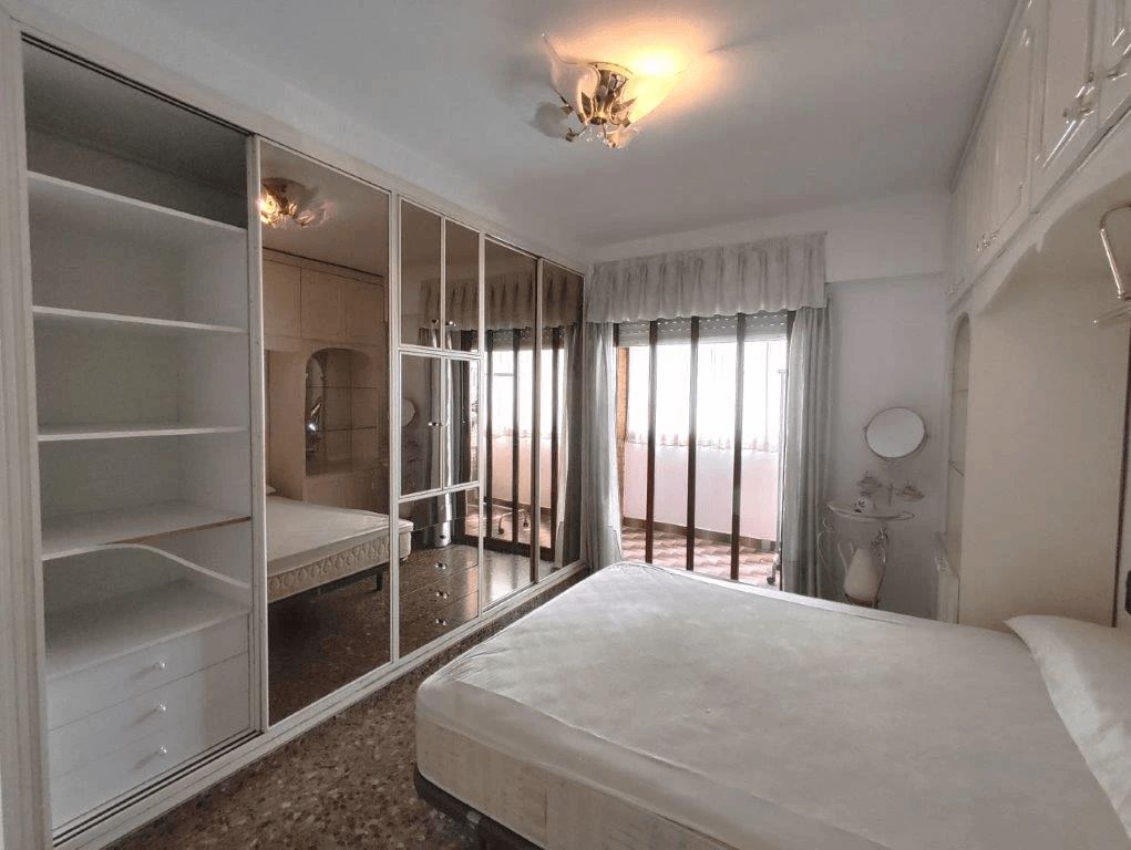 Amplia y céntrica vivienda en Denia