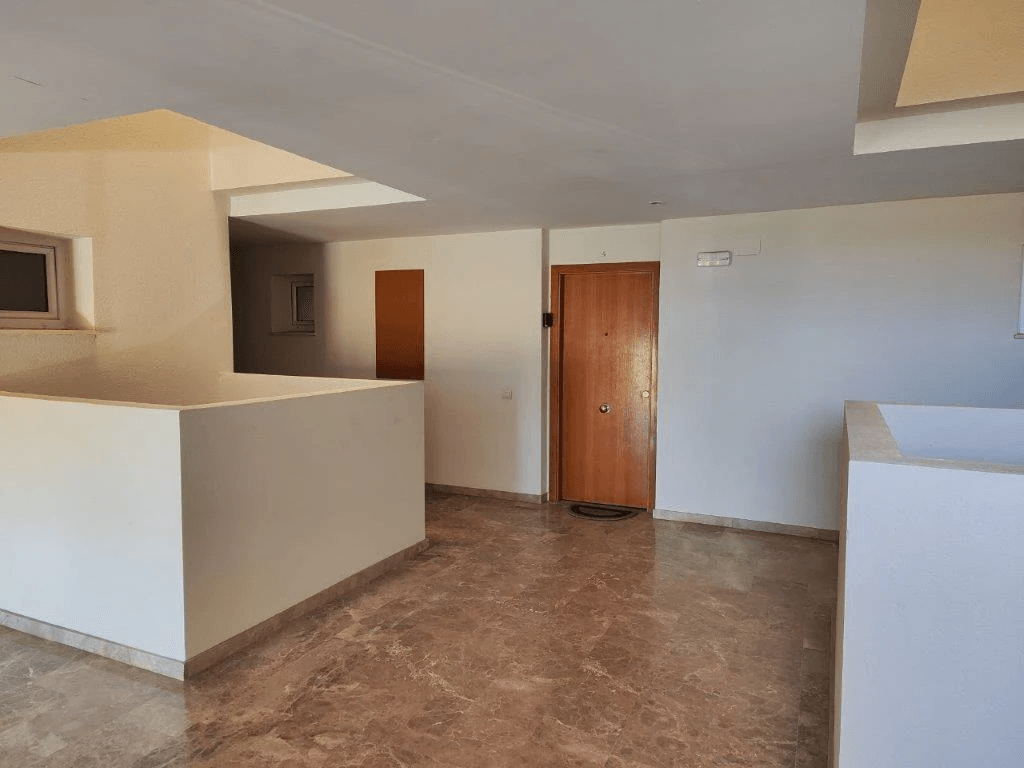 Amplio Apartamento en 1ª planta en 1ª línea de playa