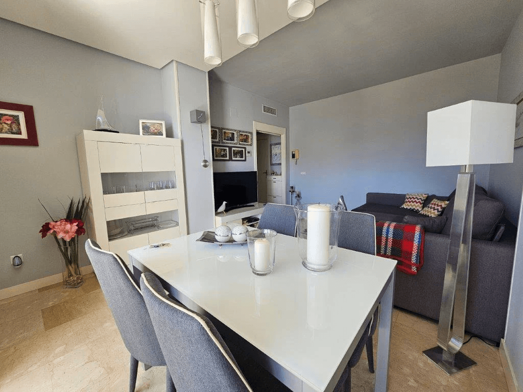 Zonnig appartement in Vergel