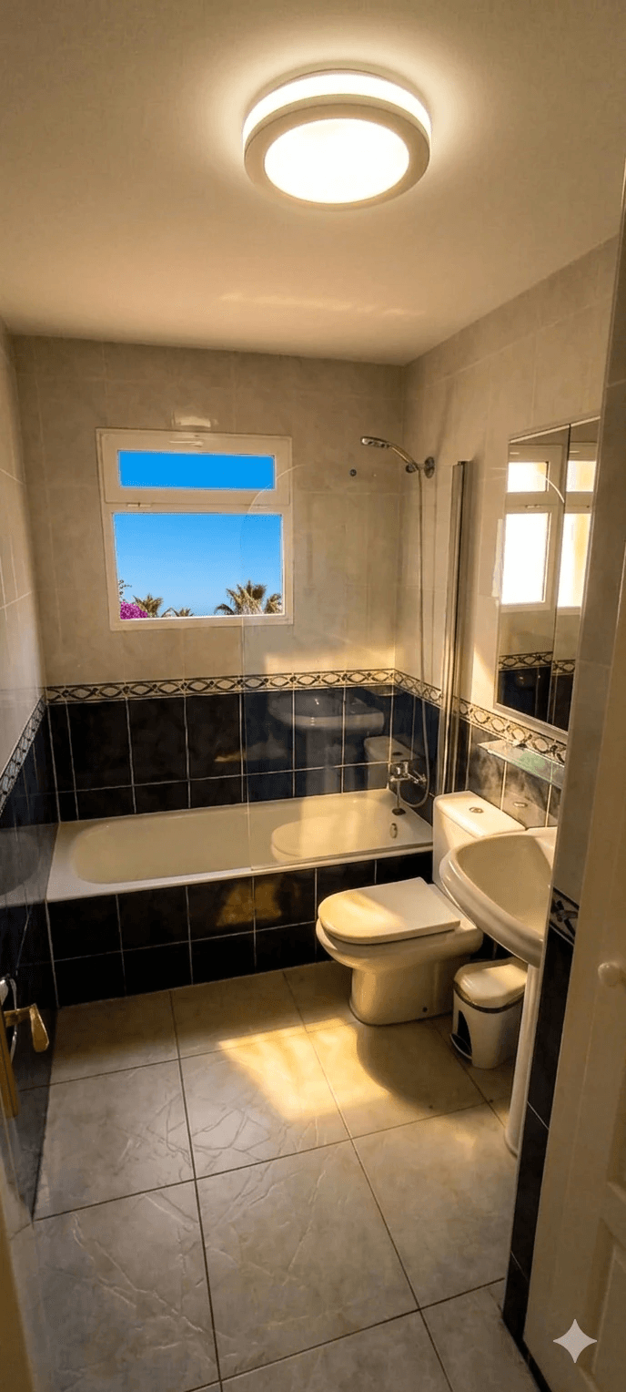 !!!!  SUPER  OFERTA    PRIMERA LINEA  PLAYA  !!! PLANTA BAJA  DE   DOS DORMITORIOS  Y  DOS  BAÑOS