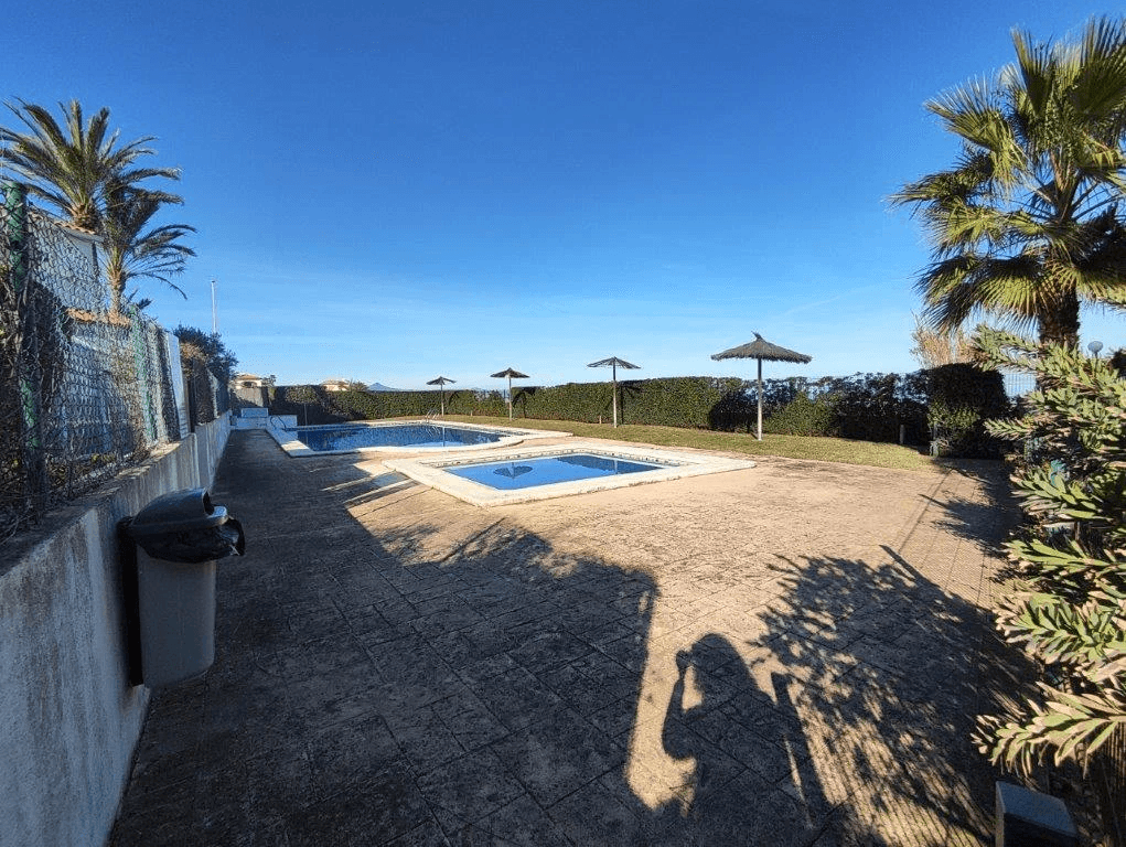 Amplio Apartamento en 1ª planta en 1ª línea de playa
