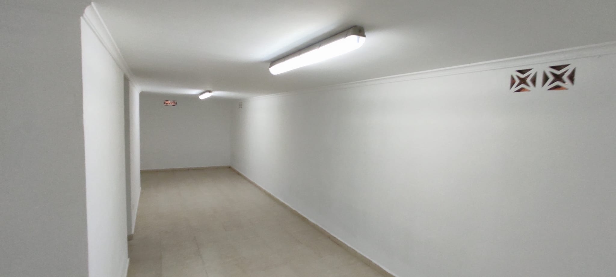 Gran chalet/villa en venta  muy   amplia  con piscina privada  en Denia