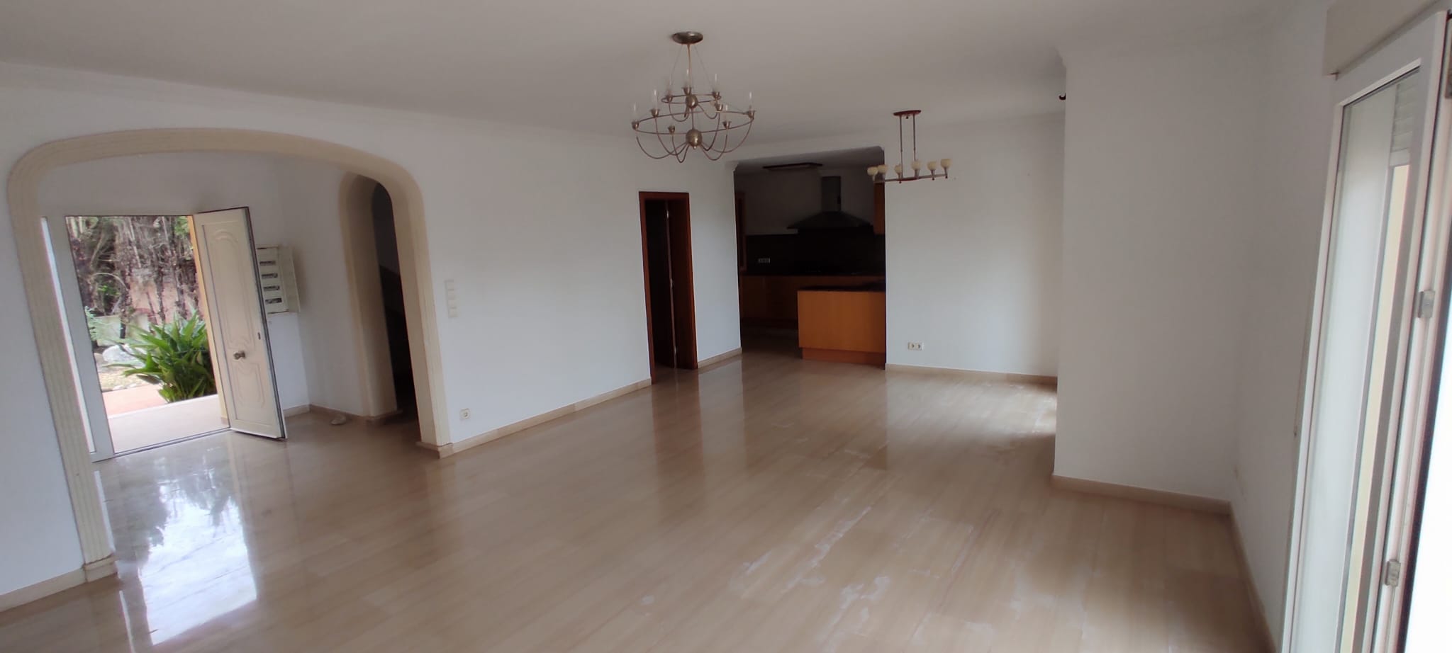 Gran chalet/villa en venta  muy   amplia  con piscina privada  en Denia