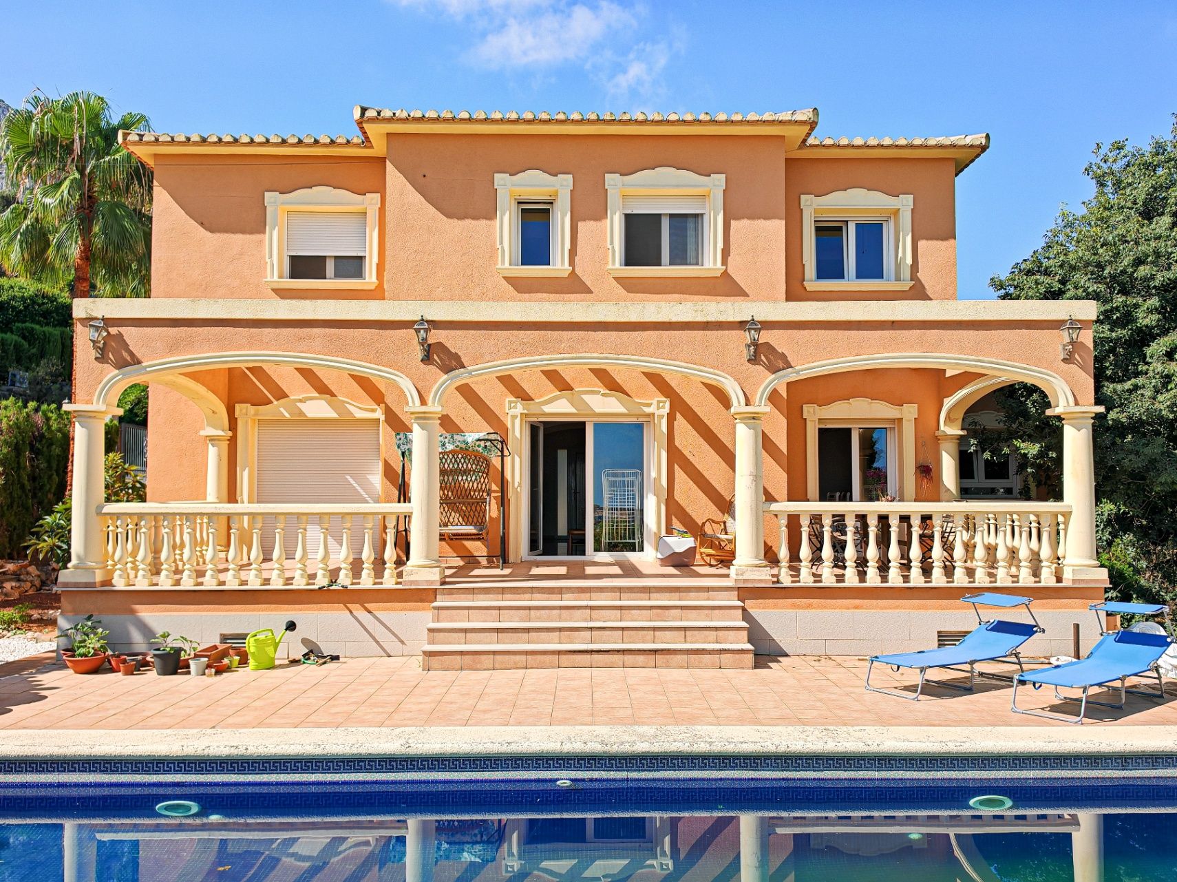 Gran chalet/villa en venta  muy   amplia  con piscina privada  en Denia - 2